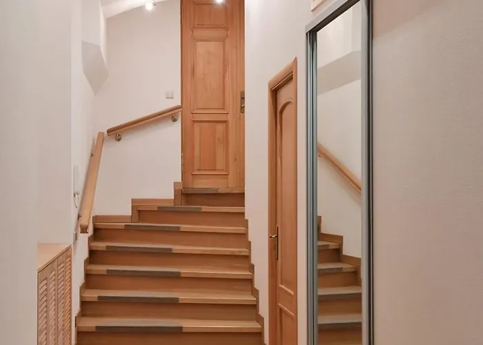 Spacious 82 M2 2 Bedroom Flat And Roof Terrace In The Heart Of Dzīvoklis Riga